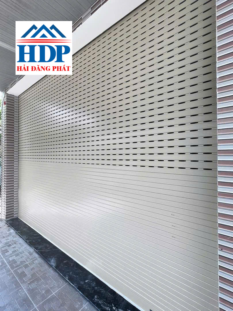 Hỉnh ảnh: Thi công lắp đặt cửa cuốn ở Bình Thạnh