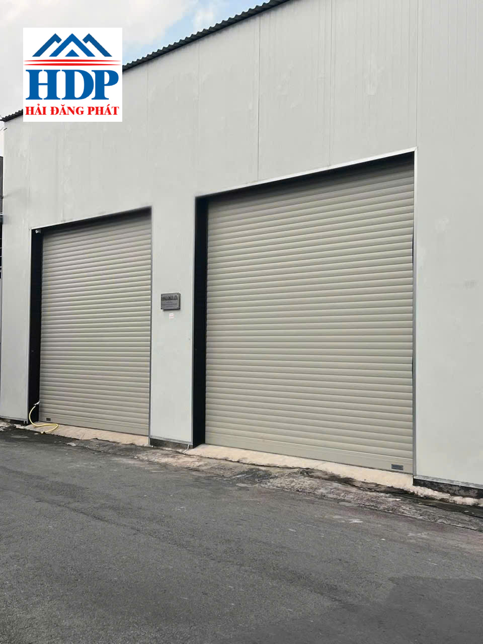 Hỉnh ảnh: Thi công lắp đặt cửa cuốn ở Bình Thạnh