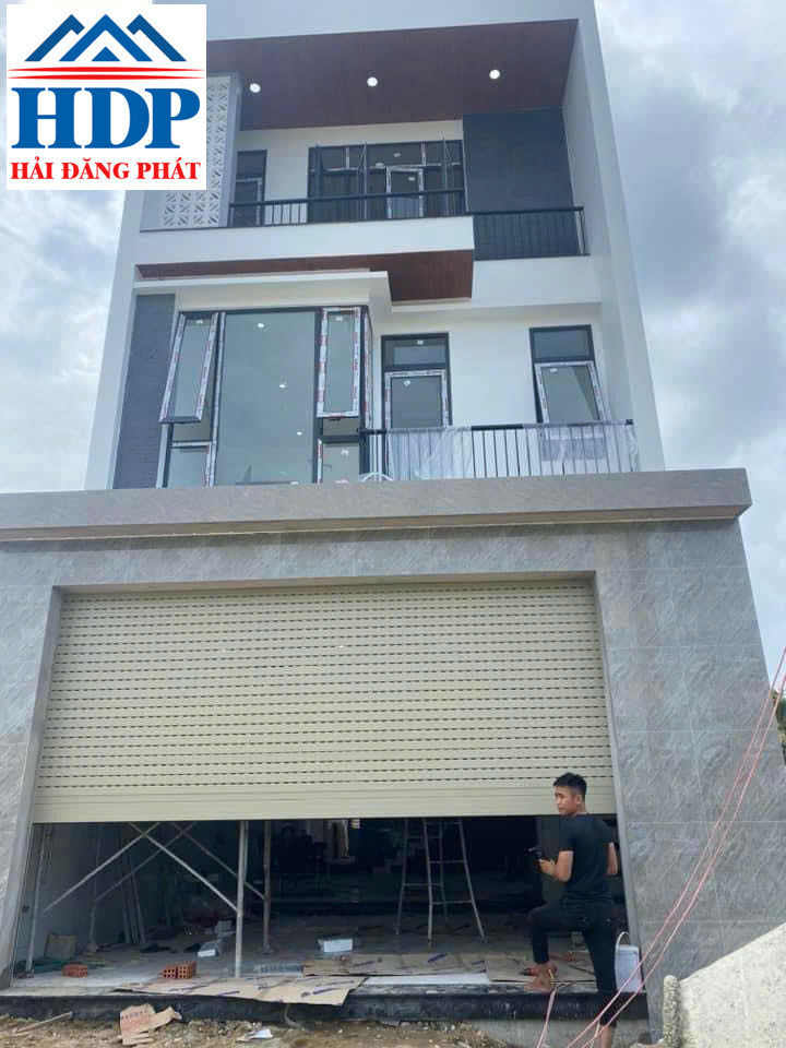 Lắp đặt cửa cuốn tại Phú Giáo